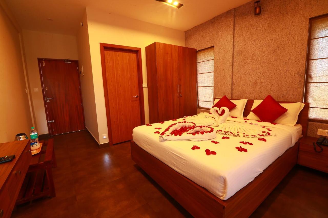 Bonita Banasura Hotel Vythiri Ngoại thất bức ảnh